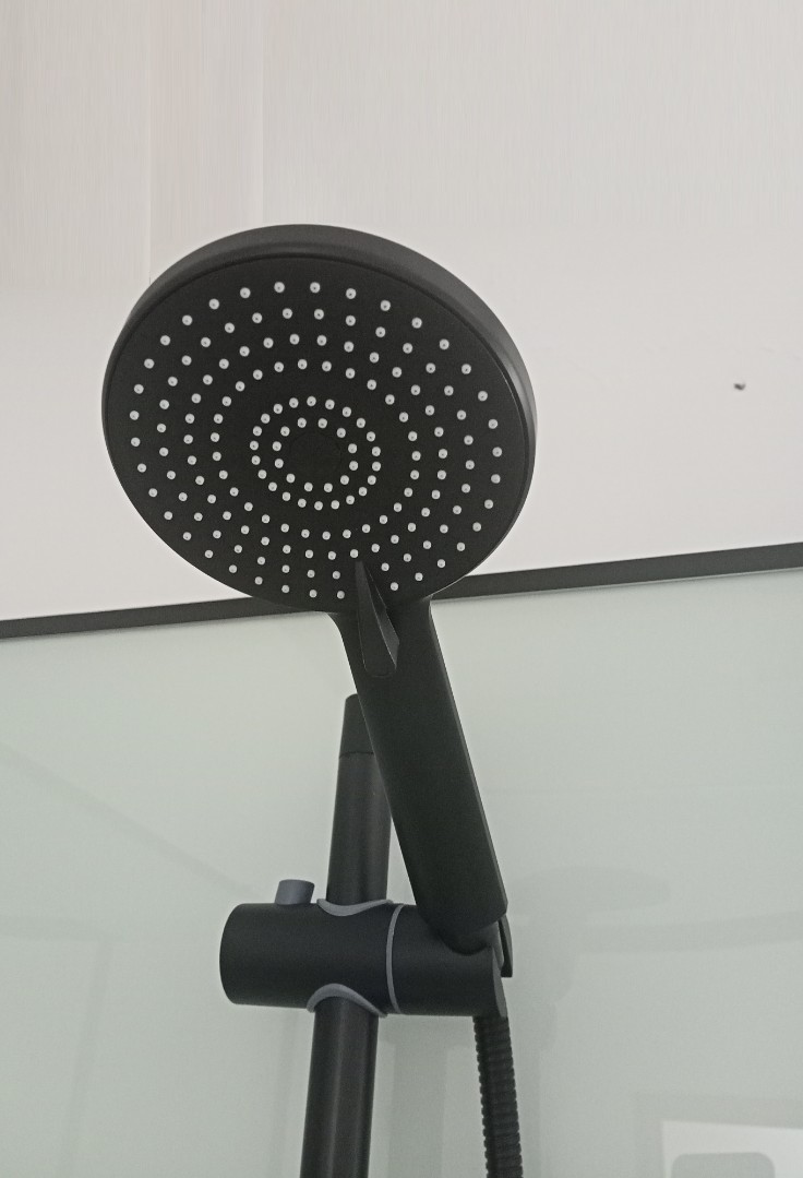 Душевая кабина Cerutti SPA KORRA90B тропический душ, угловая, черный профиль