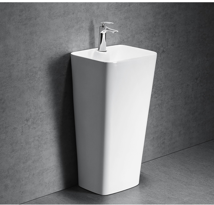 Раковина напольная Ceruttispa Dorris белая, литая с пьедесталом 43х36х83 см