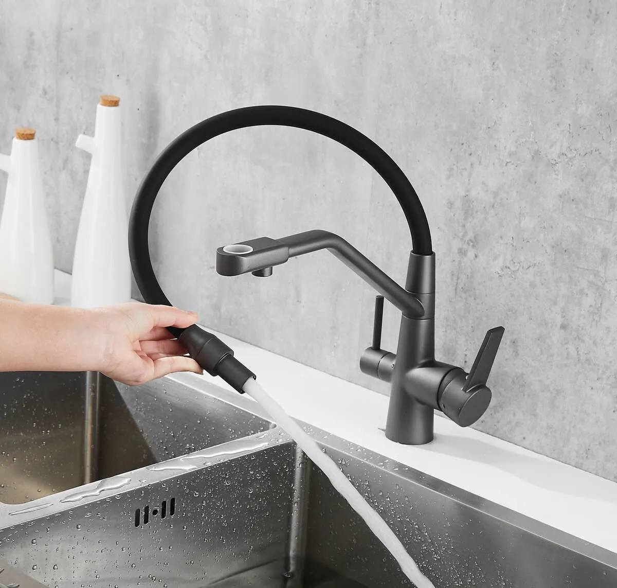 Комбинированный смеситель для кухни BOCH MANN ELSE GR с гибким изливом