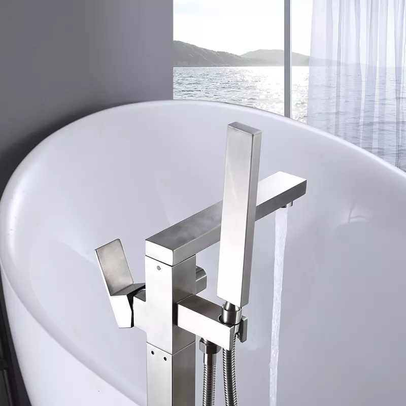 BOCH MANN Albano хром Напольный смеситель для отдельностоящей ванны (7774)