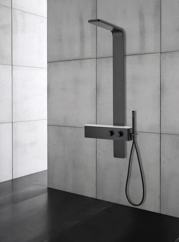 Душевая панель Cerutti SPA BARBARIA B без гидромассажа, черная, 135х16 см.