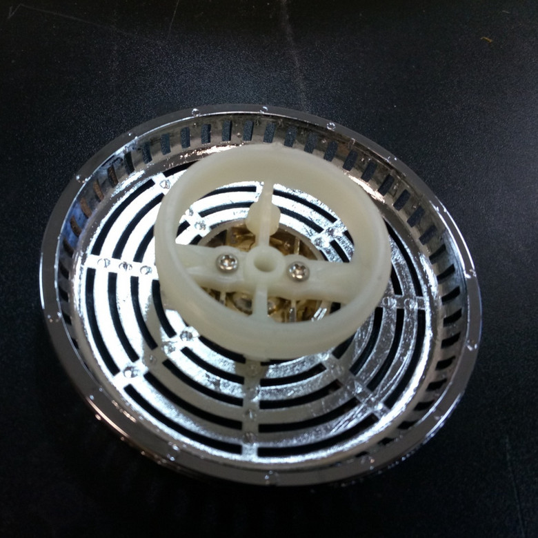 Декоративная решетка водозабора