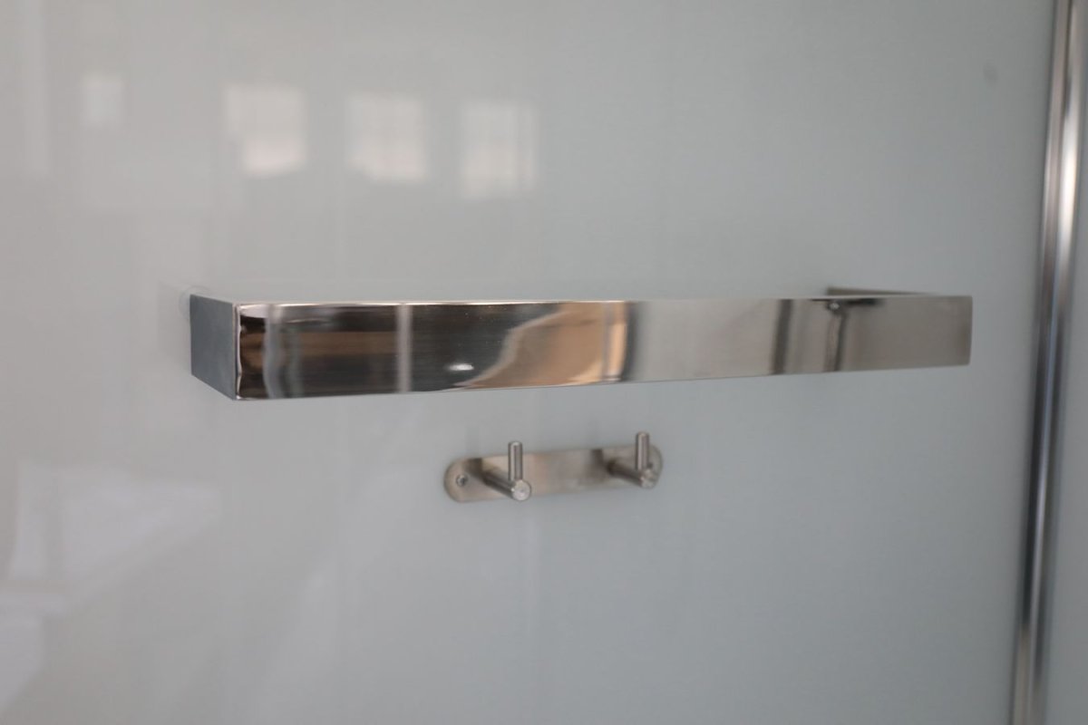 Душевая кабина Ceruttispa Viva101, тропический душ, закрытая, 100х100х215