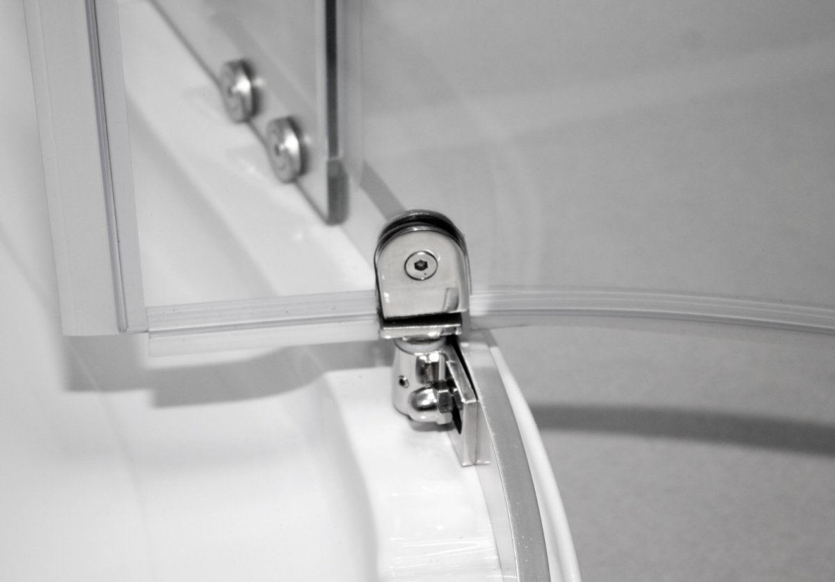 Душевая кабина Cerutti SPA KORRA90T тропический душ, угловая, без крыши